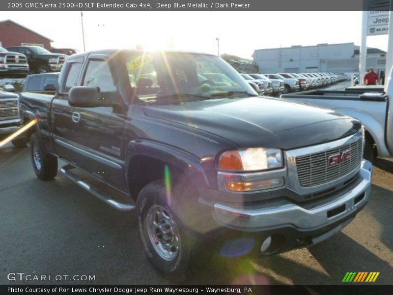 Deep Blue Metallic / Dark Pewter 2005 GMC Sierra 2500HD SLT Extended Cab 4x4