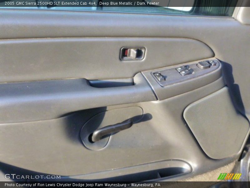 Deep Blue Metallic / Dark Pewter 2005 GMC Sierra 2500HD SLT Extended Cab 4x4