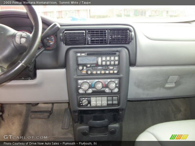 Summit White / Taupe 2003 Pontiac Montana MontanaVision
