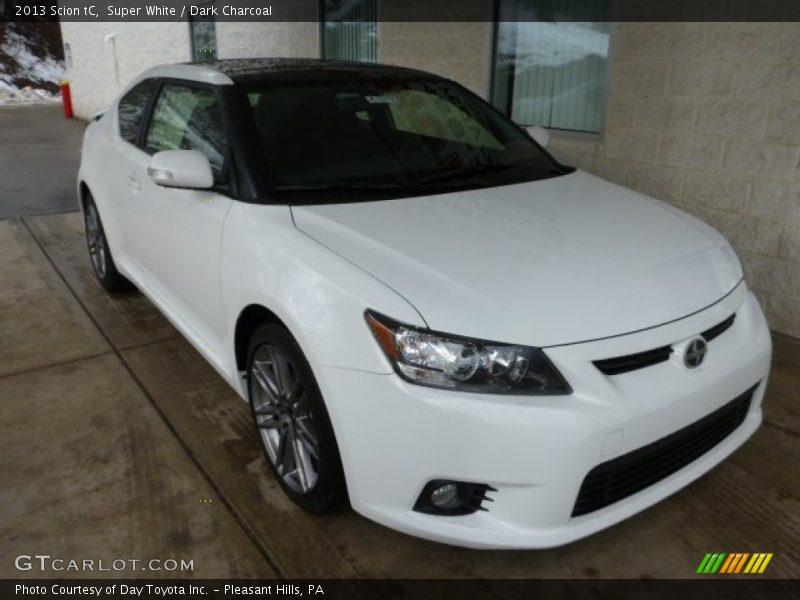 Super White / Dark Charcoal 2013 Scion tC