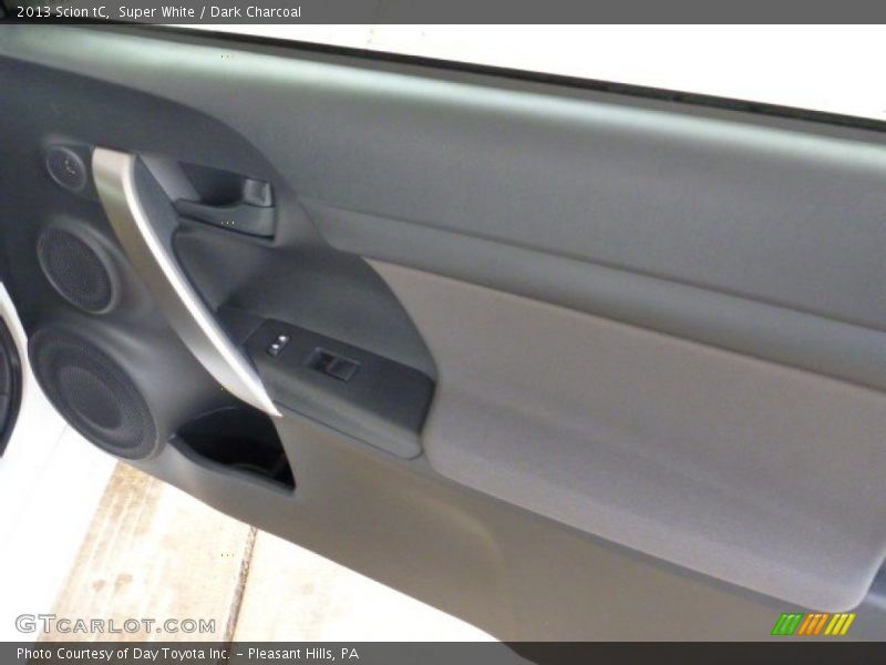 Super White / Dark Charcoal 2013 Scion tC