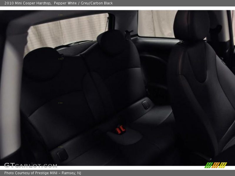 Pepper White / Grey/Carbon Black 2010 Mini Cooper Hardtop