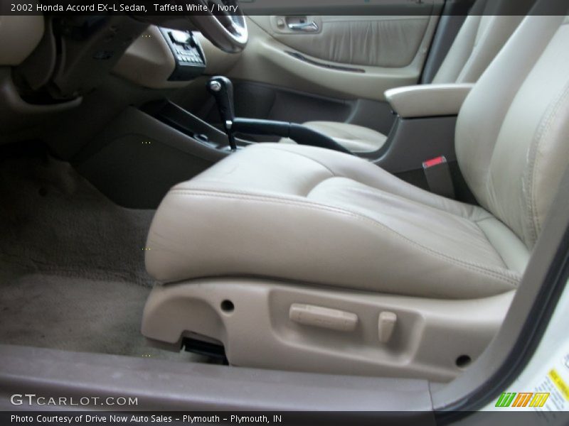 Front Seat of 2002 Accord EX-L Sedan