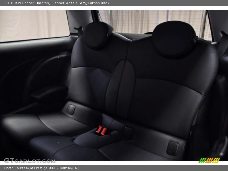 Pepper White / Grey/Carbon Black 2010 Mini Cooper Hardtop