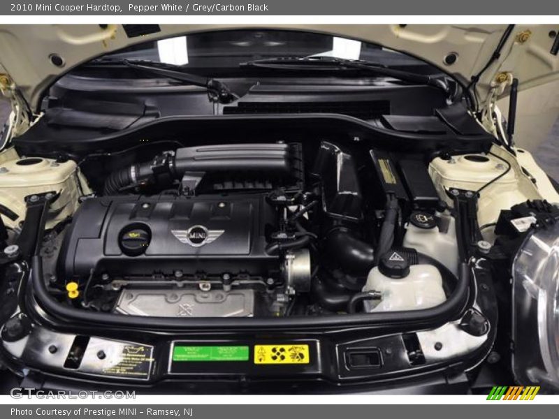 Pepper White / Grey/Carbon Black 2010 Mini Cooper Hardtop