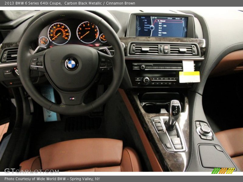 Dashboard of 2013 6 Series 640i Coupe