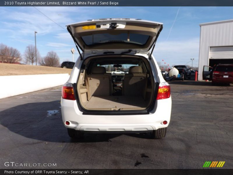 Blizzard White Pearl / Sand Beige 2010 Toyota Highlander Limited