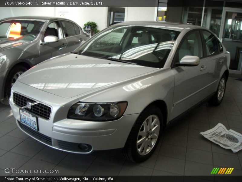 Silver Metallic / Dark Beige/Quartz 2006 Volvo S40 T5