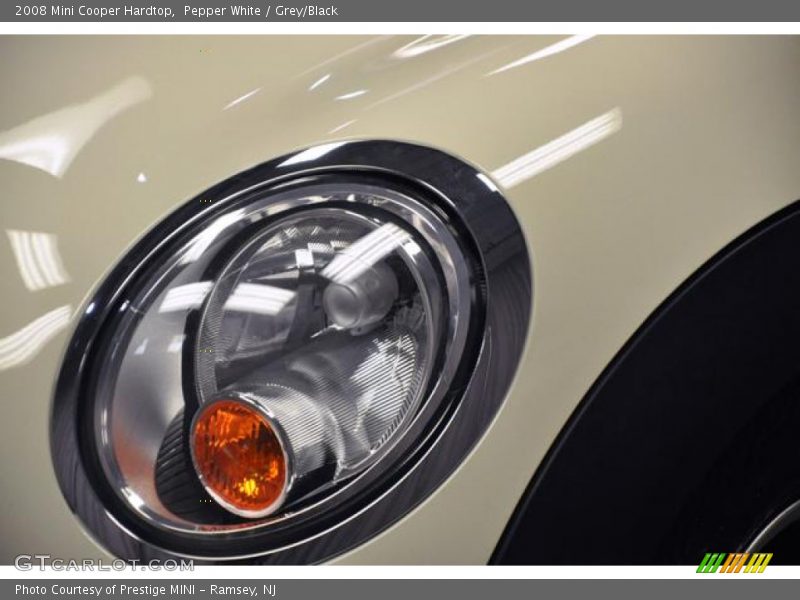 Pepper White / Grey/Black 2008 Mini Cooper Hardtop