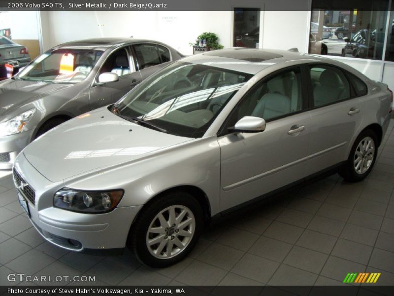Silver Metallic / Dark Beige/Quartz 2006 Volvo S40 T5