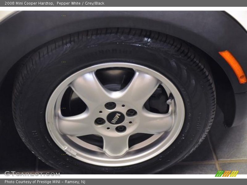 Pepper White / Grey/Black 2008 Mini Cooper Hardtop