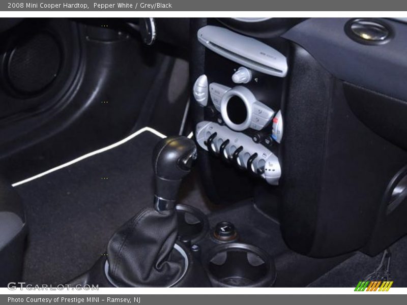 Pepper White / Grey/Black 2008 Mini Cooper Hardtop