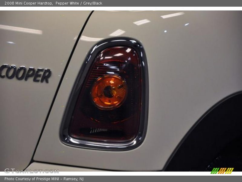 Pepper White / Grey/Black 2008 Mini Cooper Hardtop
