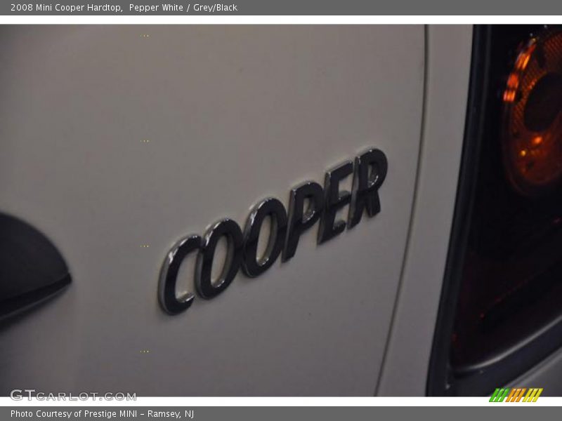 Pepper White / Grey/Black 2008 Mini Cooper Hardtop