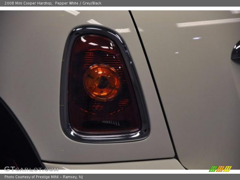 Pepper White / Grey/Black 2008 Mini Cooper Hardtop