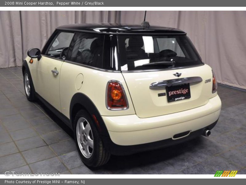 Pepper White / Grey/Black 2008 Mini Cooper Hardtop
