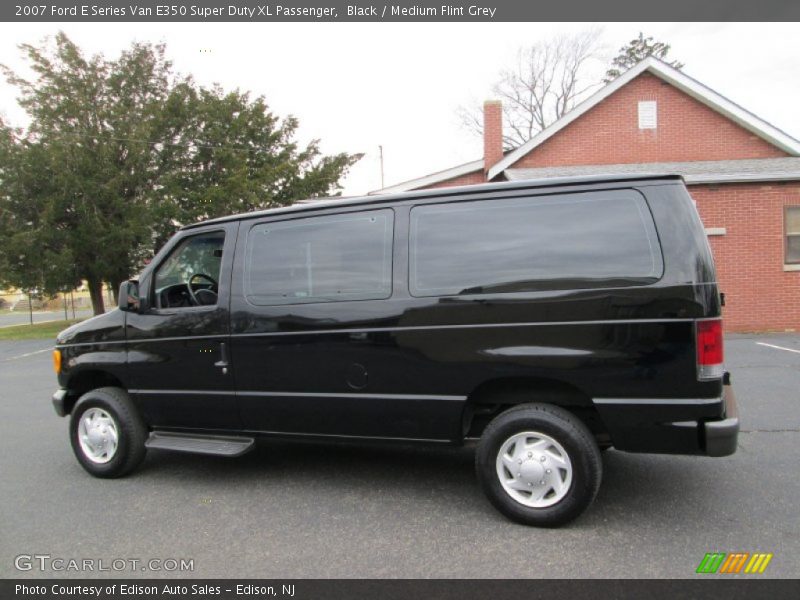 Black / Medium Flint Grey 2007 Ford E Series Van E350 Super Duty XL Passenger