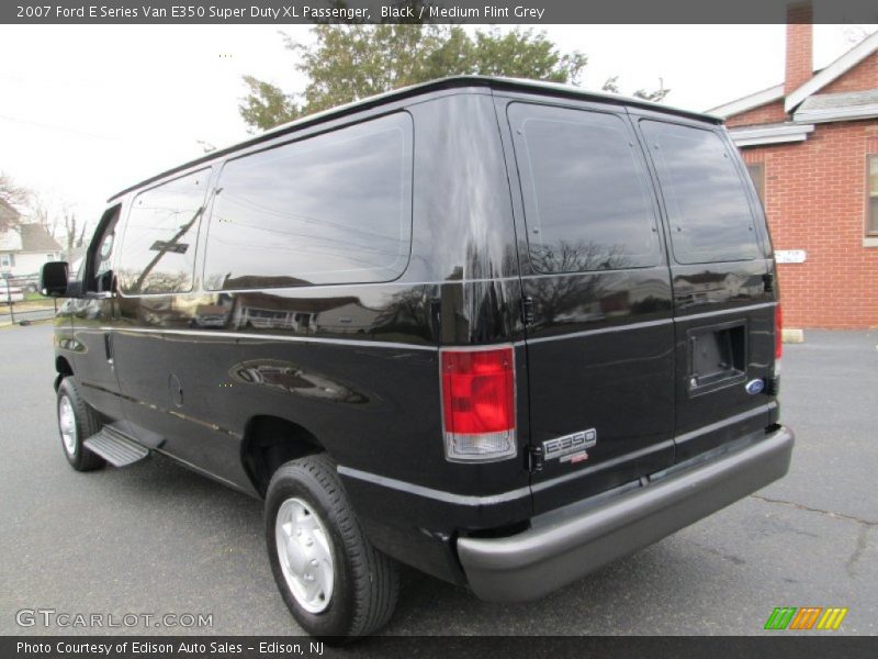 Black / Medium Flint Grey 2007 Ford E Series Van E350 Super Duty XL Passenger