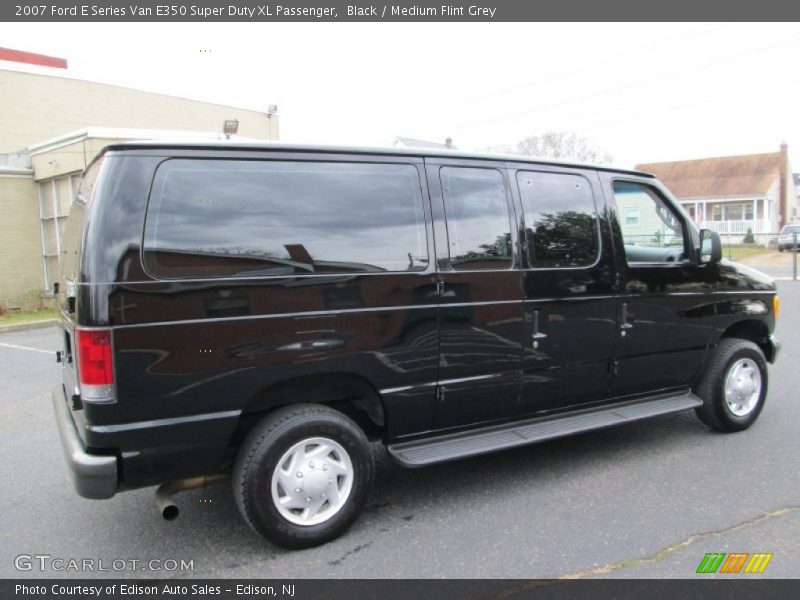 Black / Medium Flint Grey 2007 Ford E Series Van E350 Super Duty XL Passenger