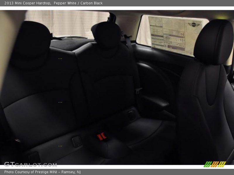 Pepper White / Carbon Black 2013 Mini Cooper Hardtop