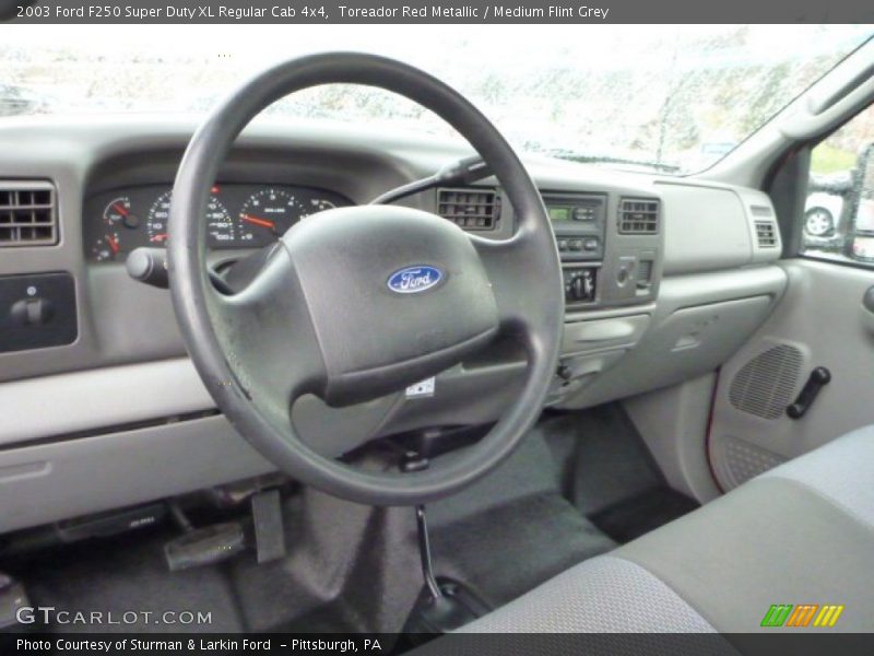 Toreador Red Metallic / Medium Flint Grey 2003 Ford F250 Super Duty XL Regular Cab 4x4