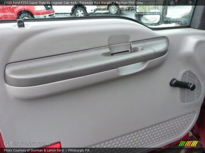 Toreador Red Metallic / Medium Flint Grey 2003 Ford F250 Super Duty XL Regular Cab 4x4