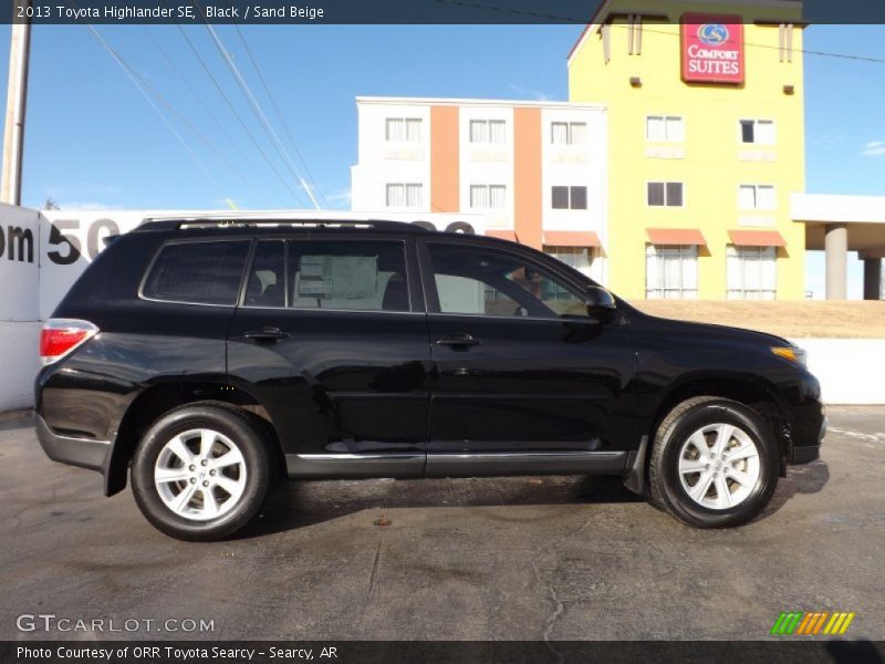 Black / Sand Beige 2013 Toyota Highlander SE