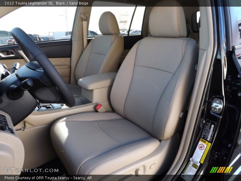 Black / Sand Beige 2013 Toyota Highlander SE