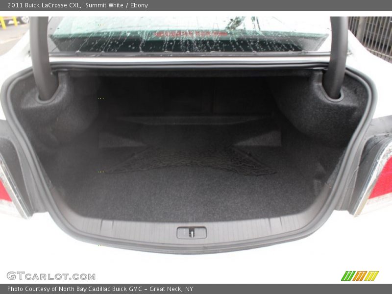 Summit White / Ebony 2011 Buick LaCrosse CXL