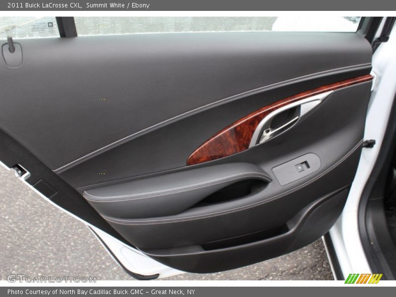 Summit White / Ebony 2011 Buick LaCrosse CXL