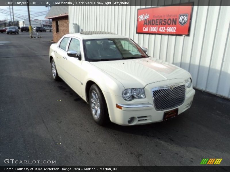 Cool Vanilla / Dark Slate Gray/Light Graystone 2006 Chrysler 300 C HEMI