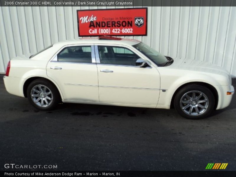 Cool Vanilla / Dark Slate Gray/Light Graystone 2006 Chrysler 300 C HEMI