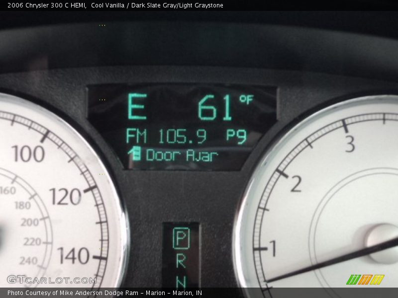 Cool Vanilla / Dark Slate Gray/Light Graystone 2006 Chrysler 300 C HEMI