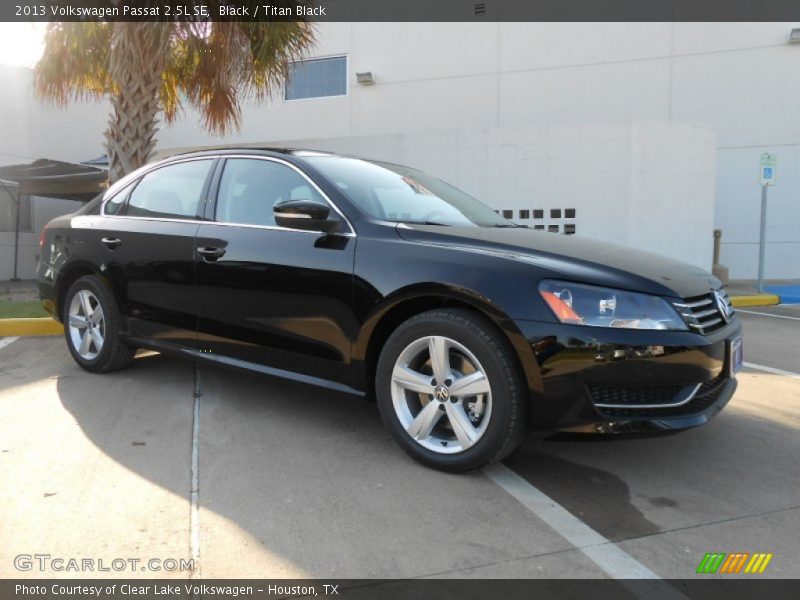 Black / Titan Black 2013 Volkswagen Passat 2.5L SE