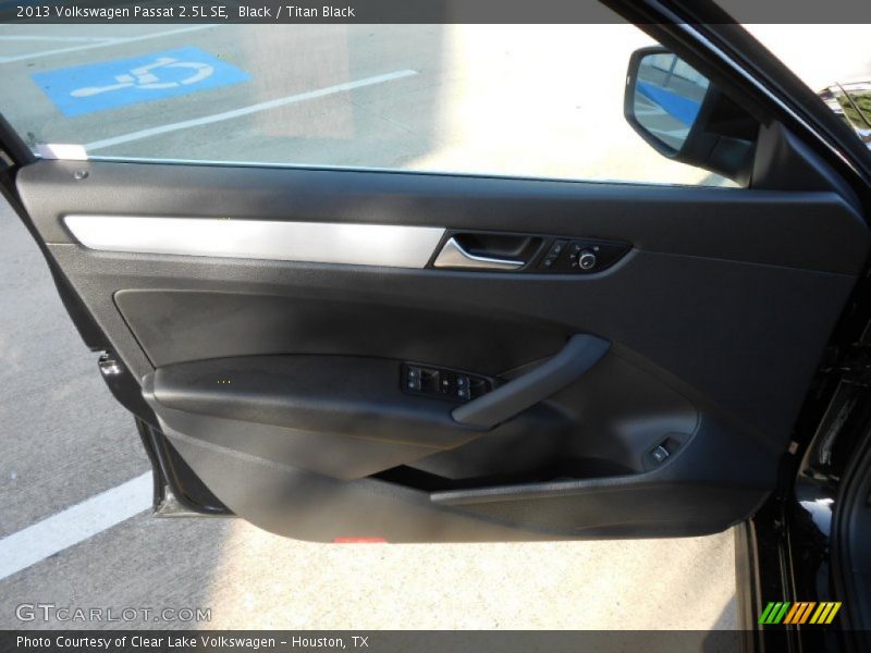 Black / Titan Black 2013 Volkswagen Passat 2.5L SE