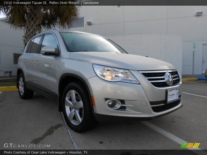 Reflex Silver Metallic / Sandstone 2010 Volkswagen Tiguan SE