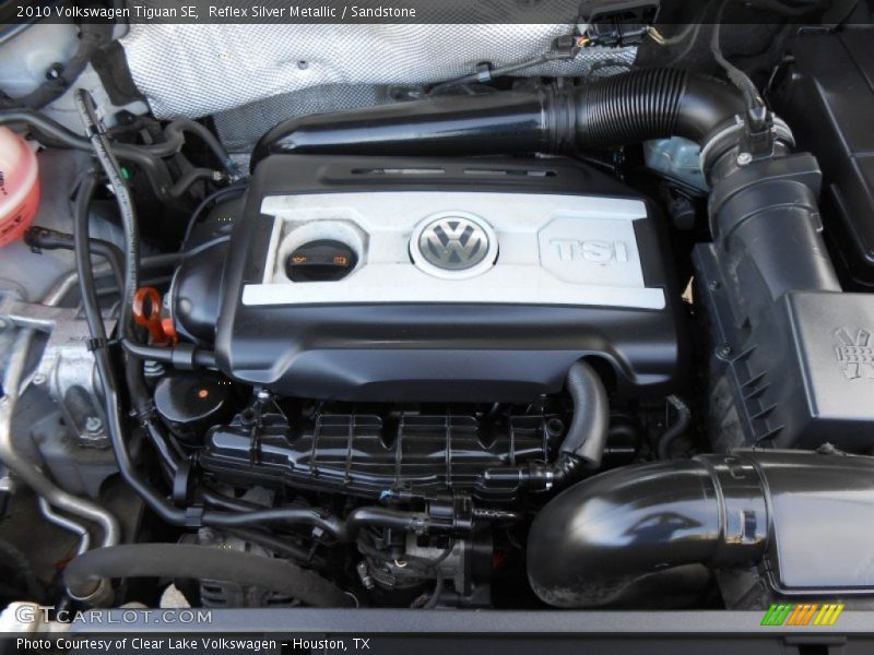 Reflex Silver Metallic / Sandstone 2010 Volkswagen Tiguan SE