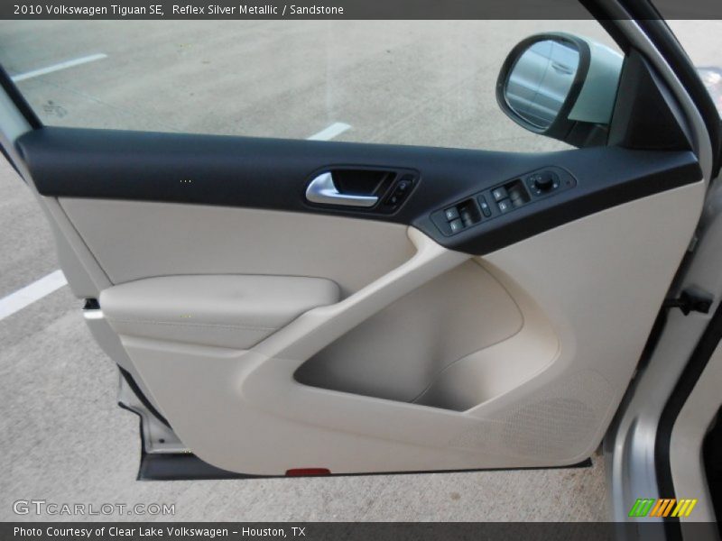 Reflex Silver Metallic / Sandstone 2010 Volkswagen Tiguan SE