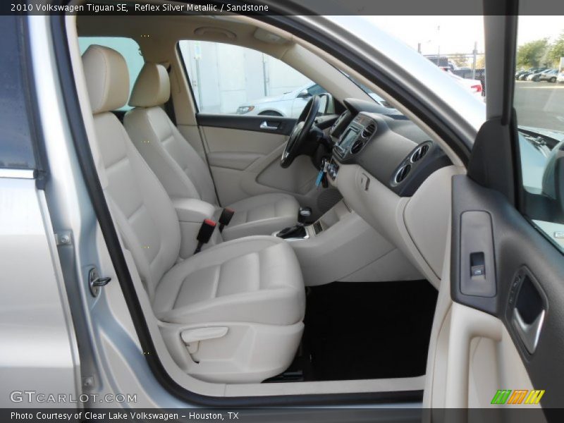 Reflex Silver Metallic / Sandstone 2010 Volkswagen Tiguan SE