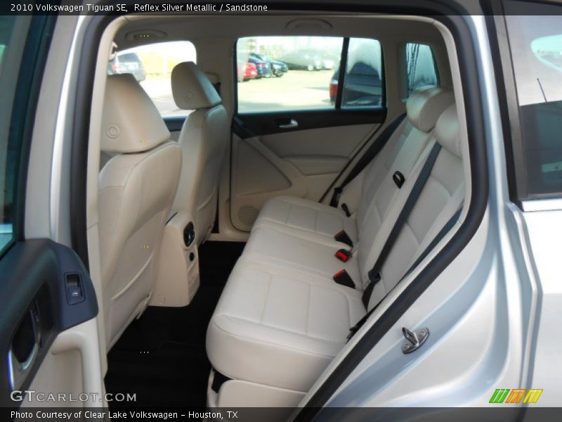 Reflex Silver Metallic / Sandstone 2010 Volkswagen Tiguan SE
