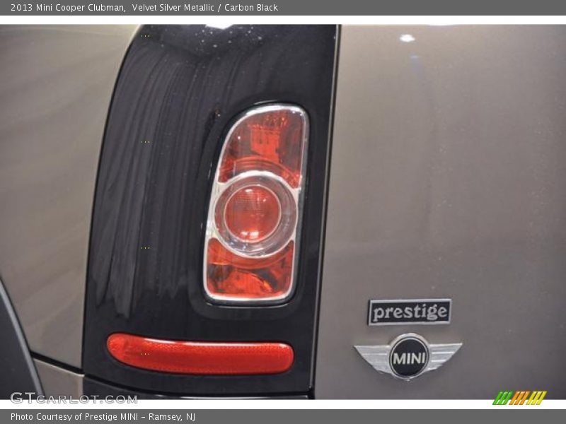 Velvet Silver Metallic / Carbon Black 2013 Mini Cooper Clubman
