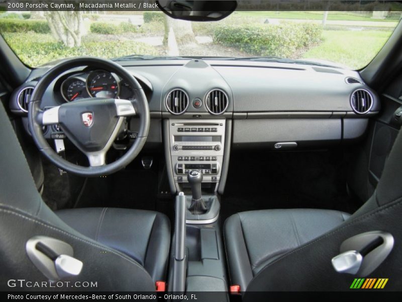 Dashboard of 2008 Cayman 