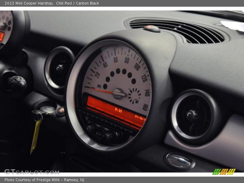 Chili Red / Carbon Black 2013 Mini Cooper Hardtop