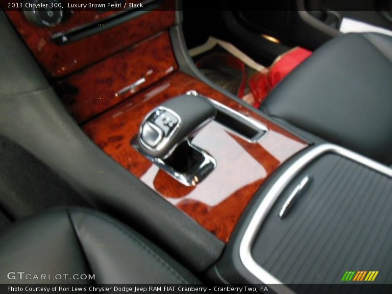 Luxury Brown Pearl / Black 2013 Chrysler 300