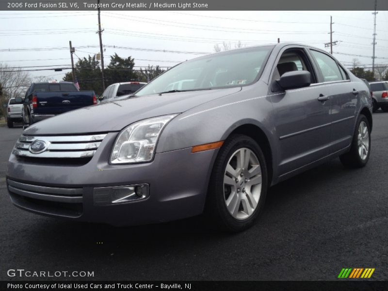 Front 3/4 View of 2006 Fusion SEL V6