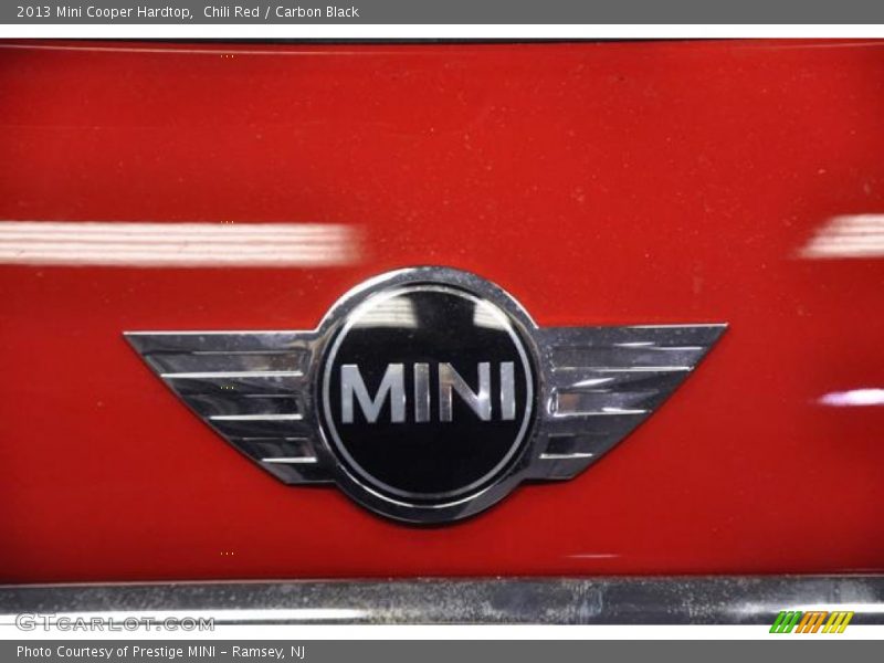 Chili Red / Carbon Black 2013 Mini Cooper Hardtop