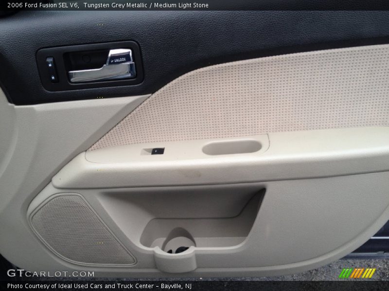 Tungsten Grey Metallic / Medium Light Stone 2006 Ford Fusion SEL V6