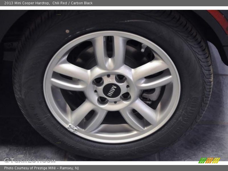 Chili Red / Carbon Black 2013 Mini Cooper Hardtop