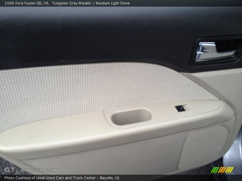 Tungsten Grey Metallic / Medium Light Stone 2006 Ford Fusion SEL V6