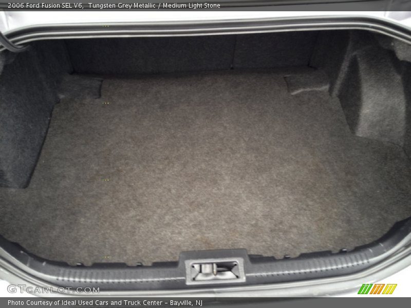  2006 Fusion SEL V6 Trunk